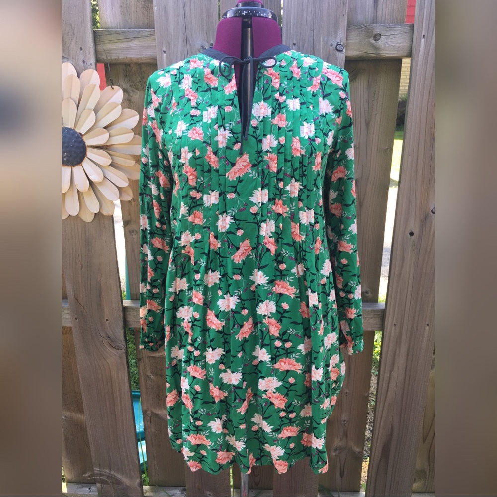 Green and floral tunic top dress